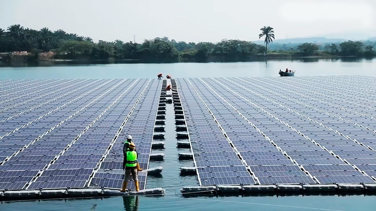 A revolução energética da China: lagos transformados em gigantescas usinas de painéis solares